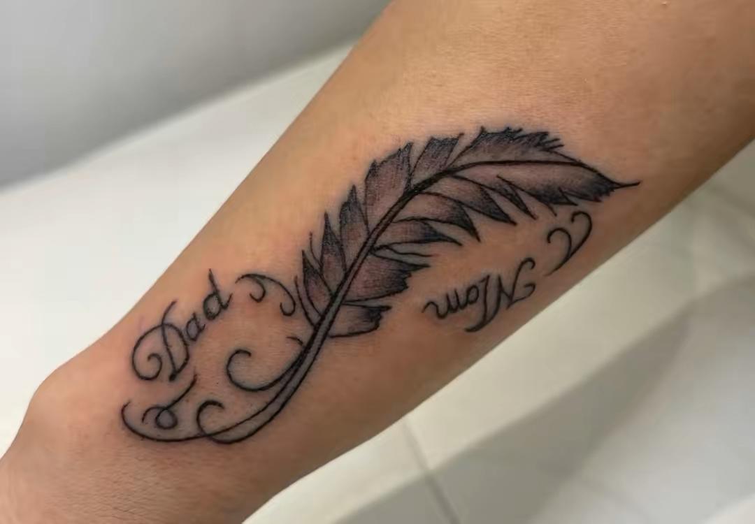 Microblading eyebrow closeup — Kinda Tattoo Lebanon